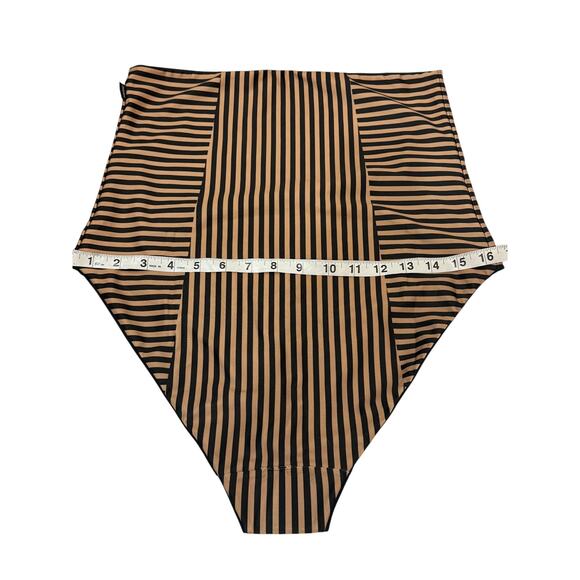 Baiia Swimwear Tulum/Valencia - Picture 8 of 16